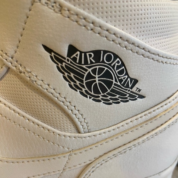 Vintage Nike Air Jordan 1 Retro Mid White Cool Grey - Picture 5 of 15